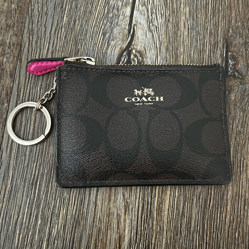 Dark brown/Magenta signature Coach ID holder/Card case